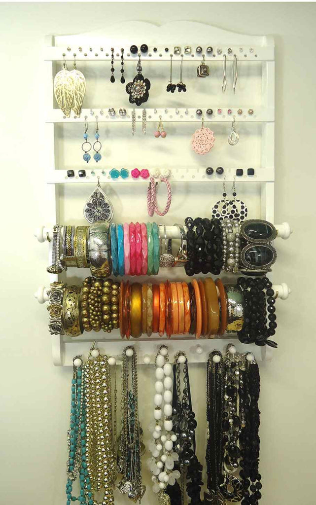 Velvet 3-Tier Jewelry Holder for Necklaces and Bracelets - Organizer Tower  and Display for Selling (Gray) - Walmart.com